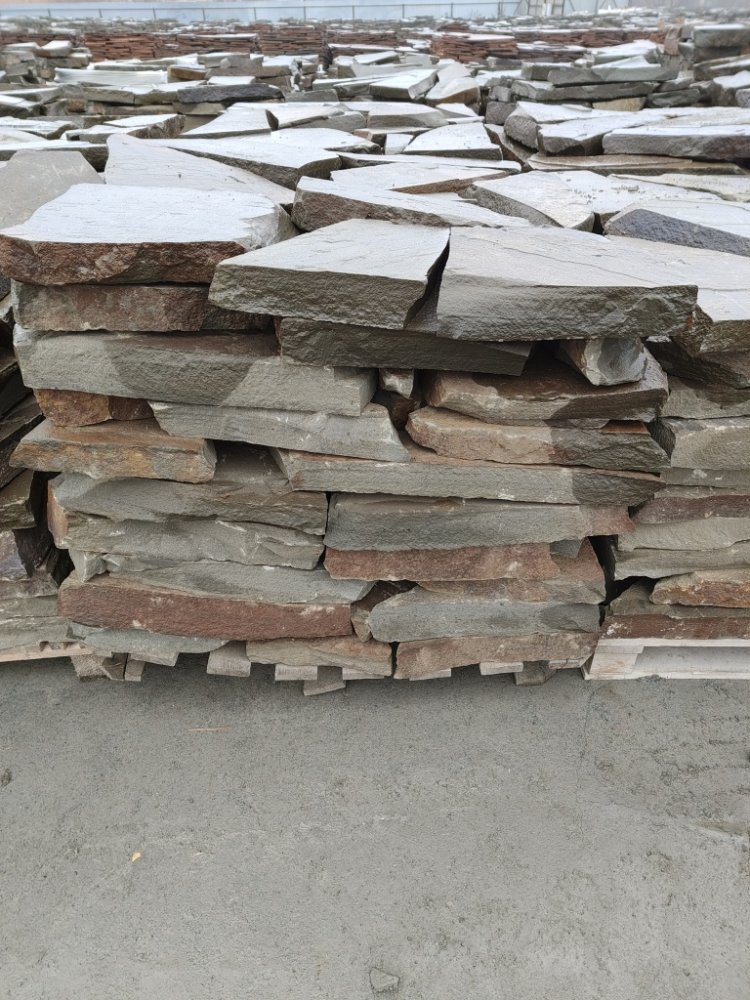 Плитняк песчаник серо-зелёный для мощения 60-65 мм купить в Казани