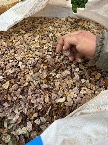 Златолит персиковый декоративная каменная крошка купить в Казани