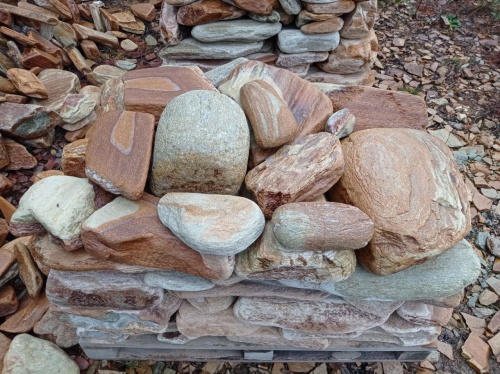 Златолит жёлтый, жёлто-зелёный глыбки и валуны для ланшафтного дизайна купить в Казани