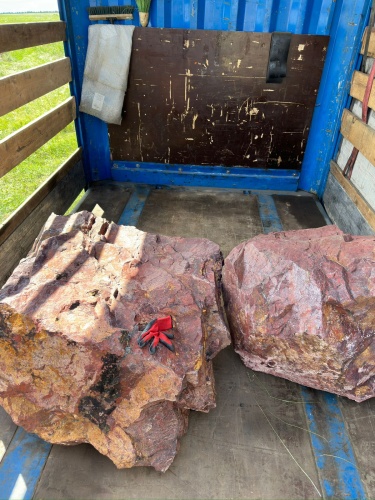 Ландшафтные глыбы красно-фиолетовые 200-1000 килограмм купить в Казани