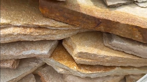 Плитняк златолит жёлтый золотистый для отмостки купить в Казани