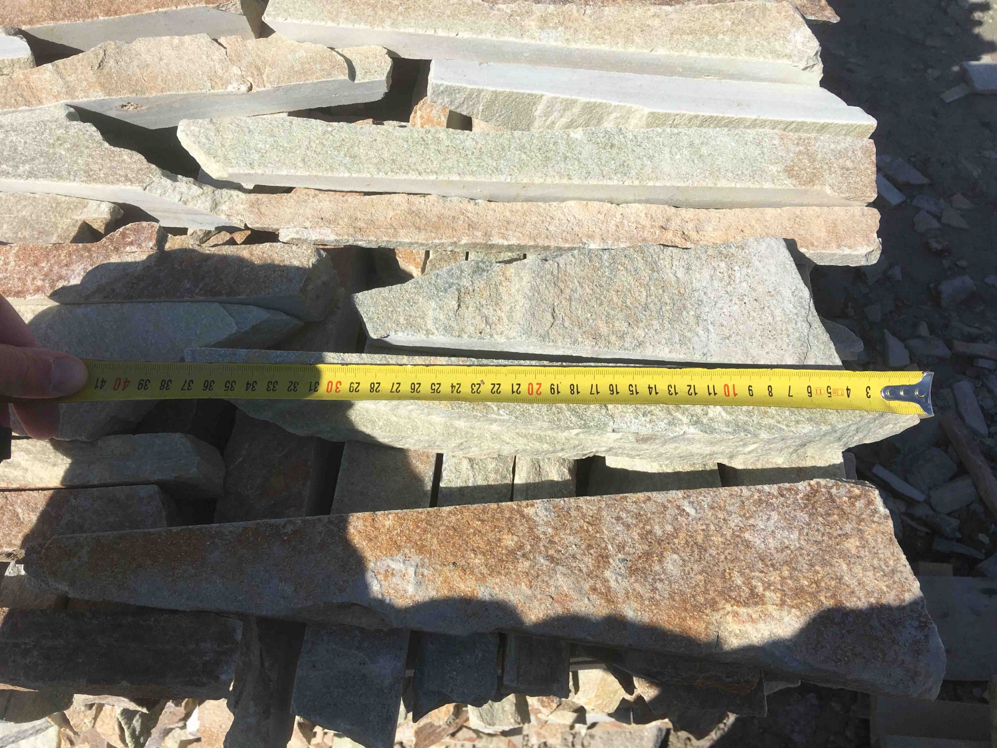 Горбушка златолит золотистый для облицовки купить в Казани