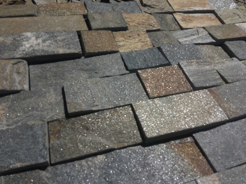 Плитка пилёная златолит Уральский для цоколя, отмостки купить в Казани