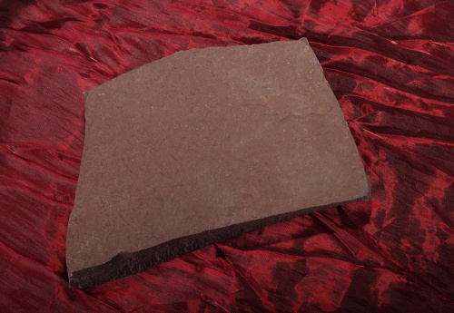 Плитняк лемезит бордовый для цоколя 1,5-2 см купить в Казани