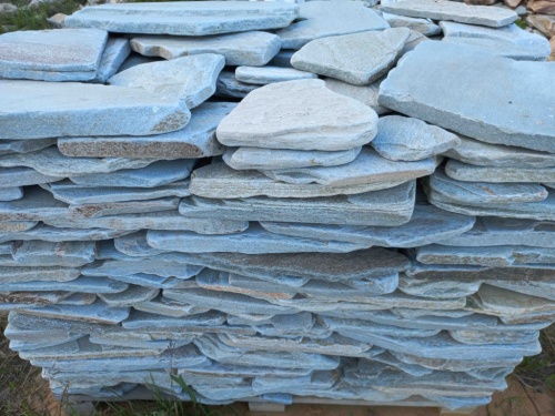 Плитняк златолит зелёный галтованный для цоколя купить в Казани