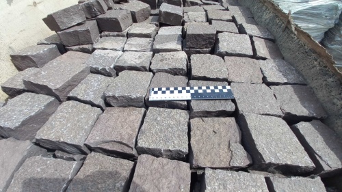 Лемезит колотая брусчатка 10 * 10 см. для парковки купить в Казани